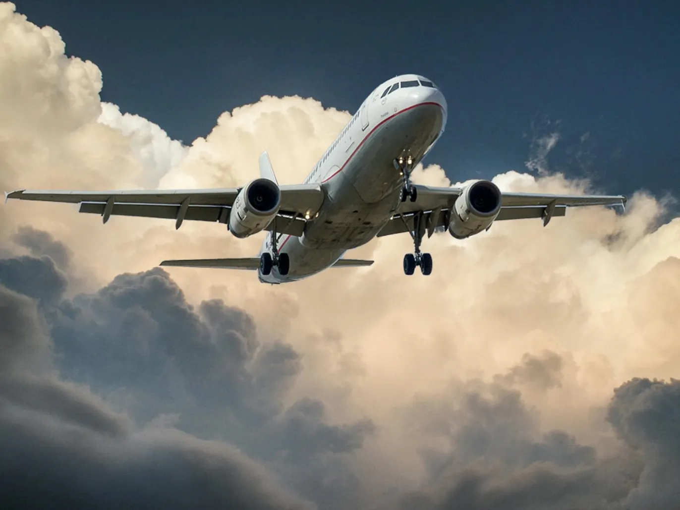 Skyscanner flygsökning, Välj perfekt flyg, Flygbokningstips, Skyscanner reseguide, Bästa flygerbjudanden, Skyscanner jämförelse, Hitta billiga flyg, Flygvalstips, Reseplanering med Skyscanner, Hur man bokar flygningar på Skyscanner