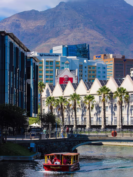Sunny Winter Adventures: Explore Cape Town and Its Surroundings