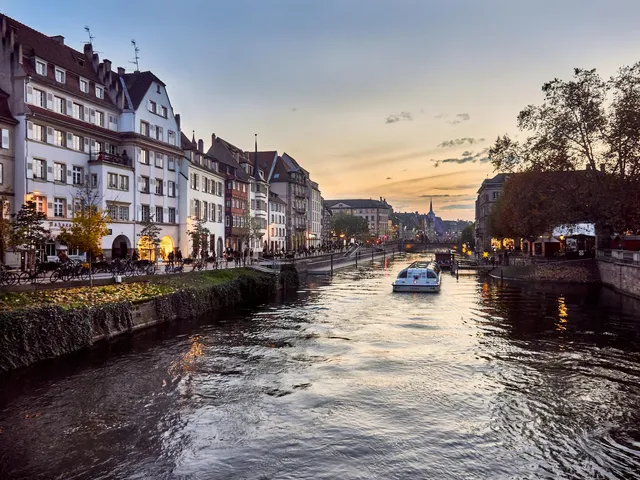 christmas travel destinations